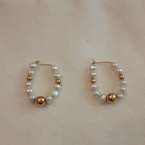 14K solid gold Pearl and gold bead earrings